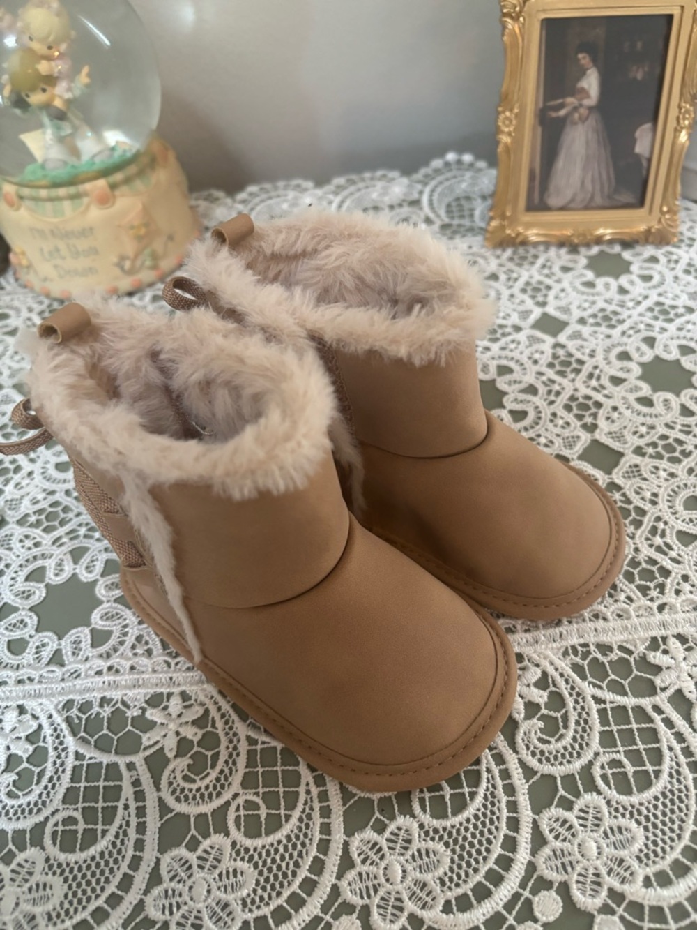 Carter's Tan Faux-Fur Trim Baby Boots Size 4 - Picture 2 of 4